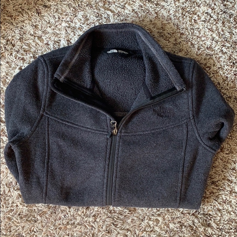 EUC North face full zip, charcoal grey fitted
